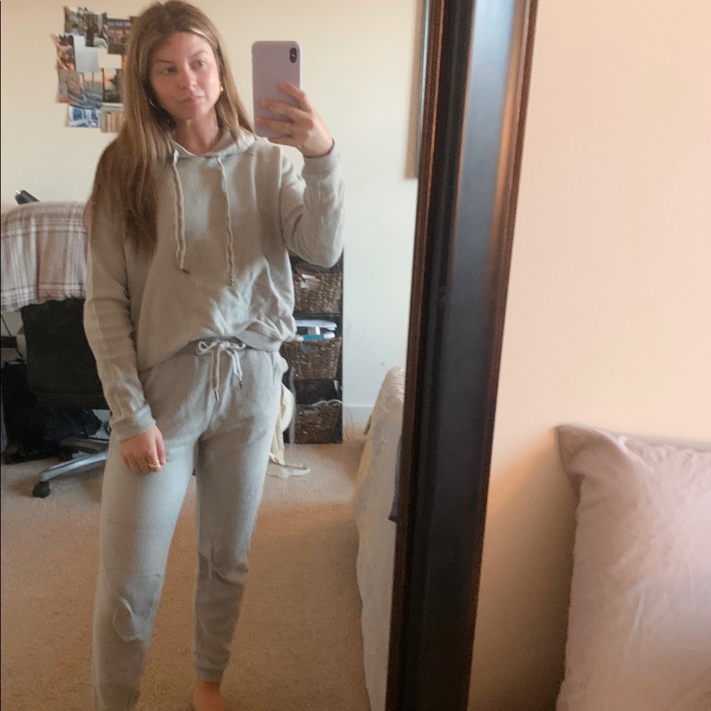 AERIE FULL LOUNGE SET